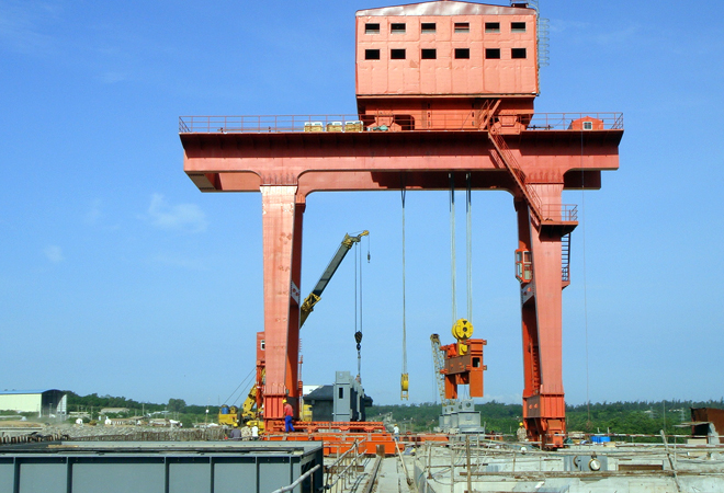 機電安裝-超大型進(jìn)水口門機安裝